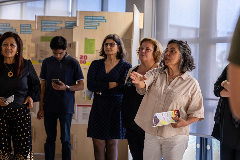 Foto 3-apresentação pública da exposição 50 Anos a ser Jovem